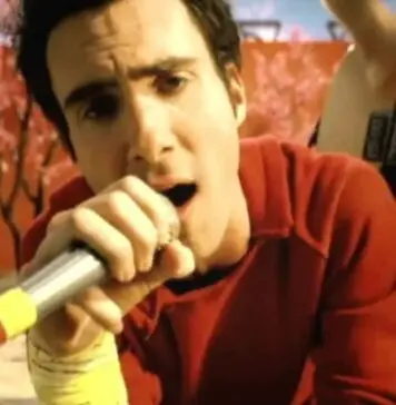 Lirik Lagu This Love dan Terjemahan – Maroon 5 Lirik Lagu This Love dan Terjemahan - Maroon 5