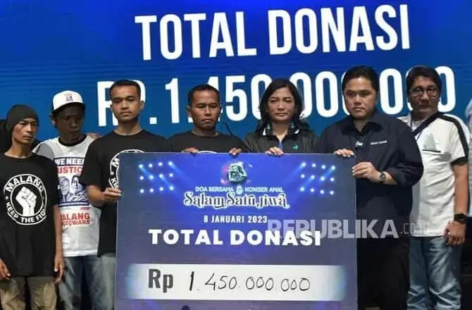 Konser Amal Salam Satu Jiwa: Kumpulkan Rp. 1,45 Milyar untuk Keluarga Korban Tragedi Kanjuruhan Konser Amal Salam Satu Jiwa: Kumpulkan Rp. 1,45 Milyar untuk Keluarga Korban Tragedi Kanjuruhan