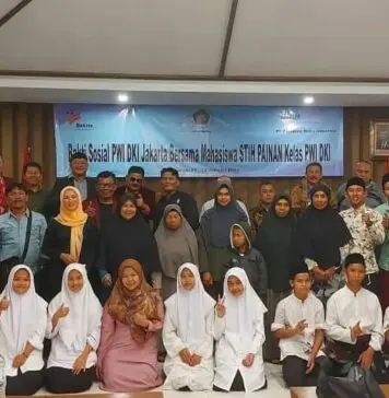 PWI Jaya - STIH Painan Gelar Kuliah Umum dan Santunan Anak Yatim
