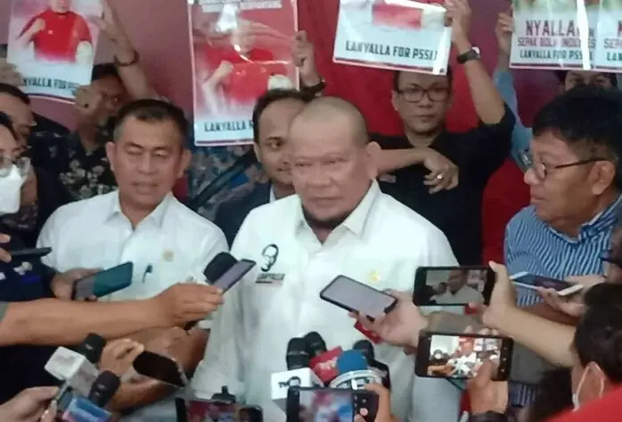 LaNyalla Ingin Industri Sepak Bola Indonesia Tumbuh Berkembang dan Diisi Anak Negeri LaNyalla Ingin Industri Sepak Bola Indonesia Tumbuh Berkembang dan Diisi Anak Negeri
