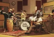 Lirik Lagu Leave The Door Open dan Terjemahan – Bruno Mars, Anderson Paak, Silk Sonic Lirik Lagu Leave The Door Open dan Terjemahan - Bruno Mars, Anderson Paak, Silk Sonic