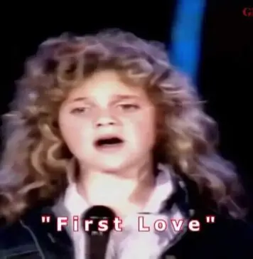 Lirik Lagu First Love dan Terjemahan – Nikka Costa Lirik Lagu First Love dan Terjemahan - Nikka Costa