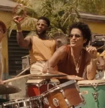 Lirik Lagu Skate dan Terjemahan – Bruno Mars, Silk Sonic Lirik Lagu Skate dan Terjemahan - Bruno Mars, Silk Sonic