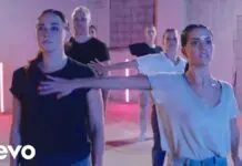 Lirik Lagu Tie Me Down dan Terjemahan – Gryffin, Elley Duhé Lirik Lagu Tie Me Down dan Terjemahan - Gryffin, Elley Duhé