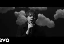 Lirik Lagu Hold Me While You Wait dan Terjemahan – Lewis Capaldi Lirik Lagu Hold Me While You Wait dan Terjemahan - Lewis Capaldi