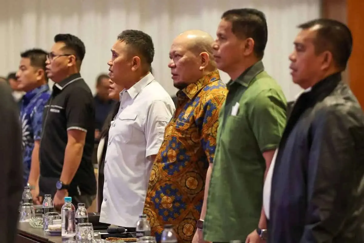 La Nyalla, Jadikan Asprov PSSI Kekuatan Utama Majukan Sepakbola Indonesia La Nyalla, Jadikan Asprov PSSI Kekuatan Utama Majukan Sepakbola Indonesia