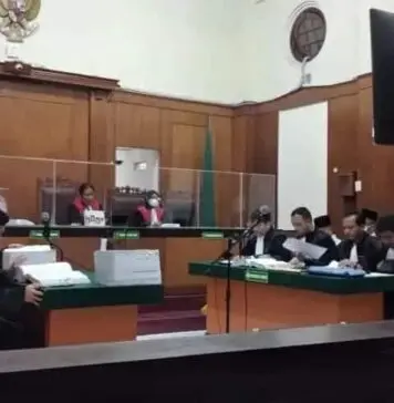 Saksi Ungkap Keterlibatan Oknum TNI Polri Dalam Penyekapan Dirinya Saksi Ungkap Keterlibatan Oknum TNI Polri Dalam Penyekapan Dirinya