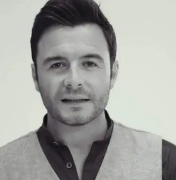 Lirik Lagu Beautiful In White dan Terjemahan – Shane Filan Lirik Lagu Beautiful In White dan Terjemahan - Shane Filan