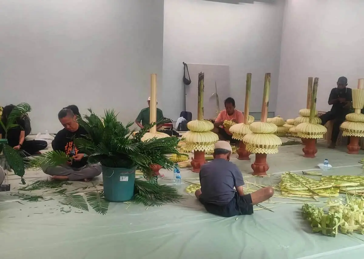 IPBI Gandeng Desainer Flora dan Perangkai Janur  Hias Altar 14 Gereja di Jakarta dan Tangerang