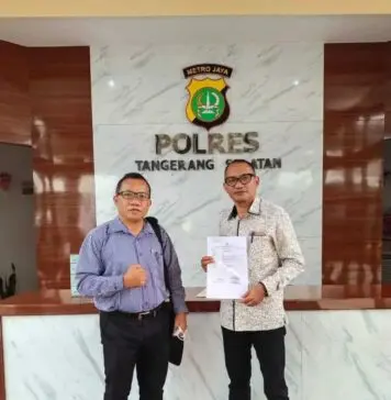 Polres Tangsel Didesak Tangkap Pelaku Eksekusi Ilegal Rumah yang Ditempati Pati (Purn) TNI AL Polres Tangsel Didesak Tangkap Pelaku Eksekusi Ilegal Rumah yang Ditempati Pati (Purn) TNI AL
