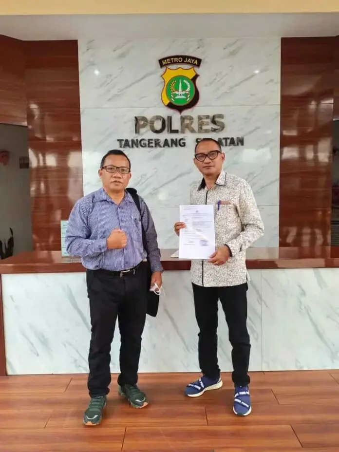 Polres Tangsel Didesak Tangkap Pelaku Eksekusi Ilegal Rumah yang Ditempati Pati (Purn) TNI AL Polres Tangsel Didesak Tangkap Pelaku Eksekusi Ilegal Rumah yang Ditempati Pati (Purn) TNI AL
