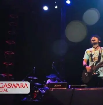 Lirik Lagu Aishiteru 3 – Zivilia (Ketika Kau Marah dan Cemburu) Lirik Lagu Aishiteru 3 - Zivilia (Ketika Kau Marah dan Cemburu)