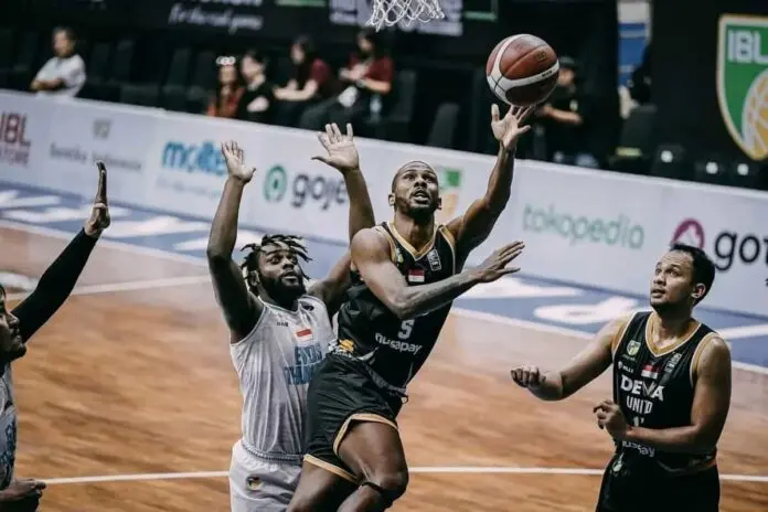 Debut Colome, Saat  Dewa United Tundukan  Evos Thunder Lewat Overtime