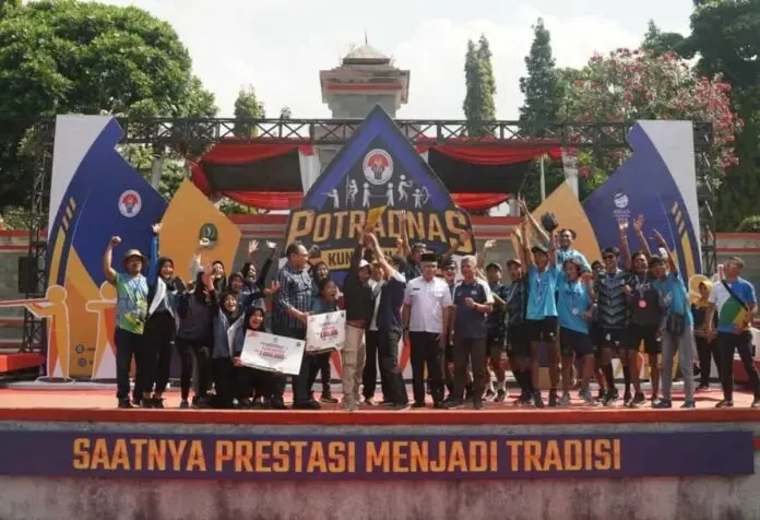 Kota Surabaya Juara Umum POTRADNAS IX Tahun 2023 Kota Surabaya Juara Umum POTRADNAS IX Tahun 2023