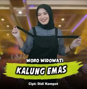 Lirik Lagu Kalung Emas – Woro Widowati Lirik Lagu Kalung Emas - Woro Widowati