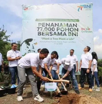 Rangkaian HUT Ke-77, BNI Tanam 77 Ribu Pohon