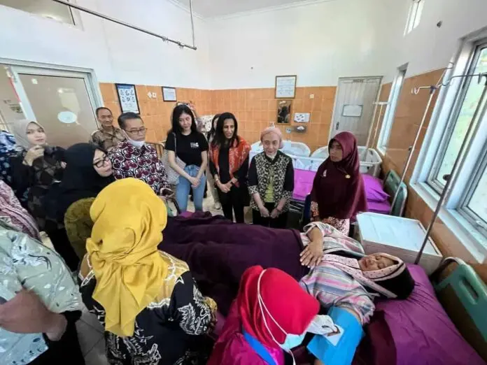 Pemkab Indramayu Suarakan Peran Penting Perempuan dan Kesetaraan Gender di Hari Kependudukan Dunia 2023 Pemkab Indramayu Suarakan Peran Penting Perempuan dan Kesetaraan Gender di Hari Kependudukan Dunia 2023