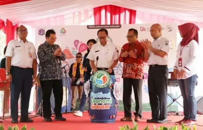 Pemprov DKI Berkomitmen Wujudkan Pertumbuhan Ekonomi Berbasis Lingkungan Pemprov DKI Berkomitmen Wujudkan Pertumbuhan Ekonomi Berbasis Lingkungan