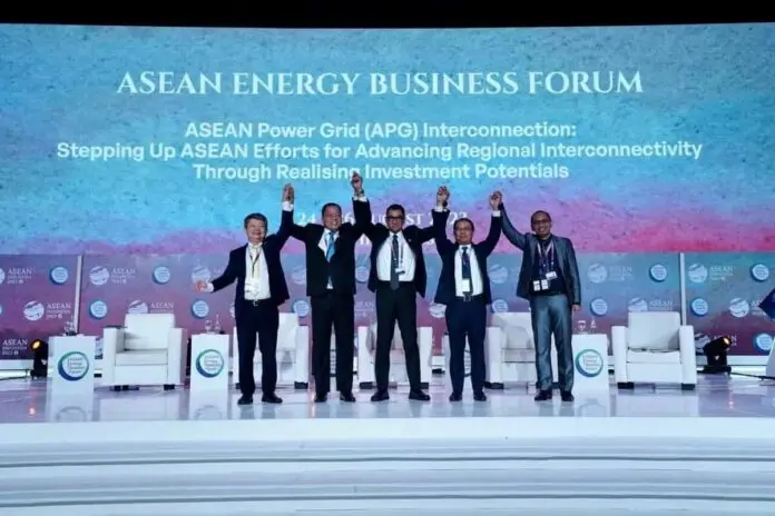 Bahas ASEAN Power Grid, PLN Tekankan Pentingnya Kolaborasi Demi Kesejahteraan Bersama Bahas ASEAN Power Grid, PLN Tekankan Pentingnya Kolaborasi Demi Kesejahteraan Bersama