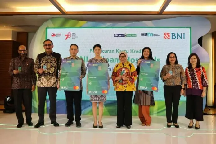 Siloam dan BNI Meluncurkan Produk Co-Branding Kartu Kredit BNI x Siloam Hospitals Siloam dan BNI Meluncurkan Produk Co-Branding Kartu Kredit BNI x Siloam Hospitals