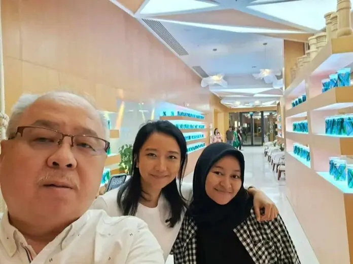 Medina Kalah Terhormat, Tembus 16 Besar Dunia