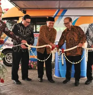 Kemenkop UKM dan Ombudsman Buka Posko Pengaduan untuk Tingkatkan Akses KUR Kemenkop UKM dan Ombudsman Buka Posko Pengaduan untuk Tingkatkan Akses KUR