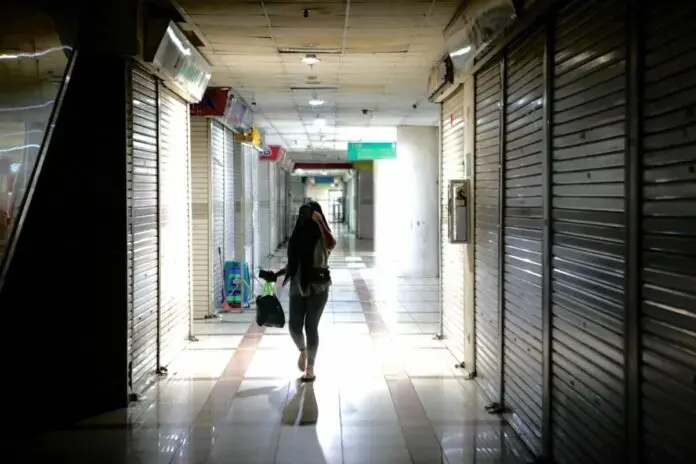 Pasar Tanah Abang Sepi, Menkop UKM Ingin Ada Keberpihakan Regulasi Tranformasi Digital Pasar Tanah Abang Sepi, Menkop UKM Ingin Ada Keberpihakan Regulasi Tranformasi Digital