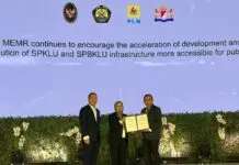 Dukung Pemerintah Akselerasi KBLBB, PLN Siapkan Infrastruktur Penunjang Kendaraan Listrik Dukung Pemerintah Akselerasi KBLBB, PLN Siapkan Infrastruktur Penunjang Kendaraan Listrik
