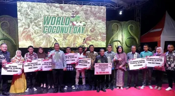 Kemenkop UKM: Kelapa Jadi Salah Satu Komoditas Unggulan di Indonesia Kemenkop UKM: Kelapa Jadi Salah Satu Komoditas Unggulan di Indonesia