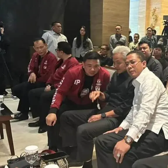 Alumni Lemhannas Deklarasi untuk Ganjar dengan bentuk Relawan REKABNAS Alumni Lemhannas Deklarasi untuk Ganjar dengan bentuk Relawan REKABNAS
