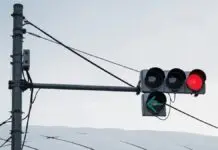 Memahami Cara Kerja Rangkaian Listrik pada Lampu Lalu Lintas Memahami Cara Kerja Rangkaian Listrik pada Lampu Lalu Lintas