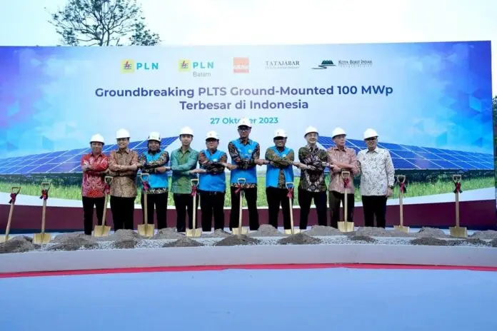 PLTS Ground Mounted Terbesar Di Indonesia dibangun di Purwakarta, Kolaborasi PLN-Aruna Wujudkan Kawasan Industri Hijau PLTS Ground Mounted Terbesar Di Indonesia dibangun di Purwakarta, Kolaborasi PLN-Aruna Wujudkan Kawasan Industri Hijau