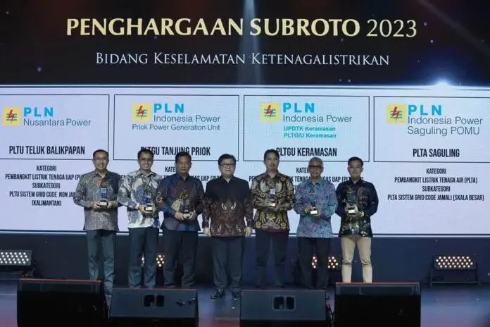 PLN Raih 8 Penghargaan Subroto Award 2023 dari Kementerian ESDM PLN Raih 8 Penghargaan Subroto Award 2023 dari Kementerian ESDM