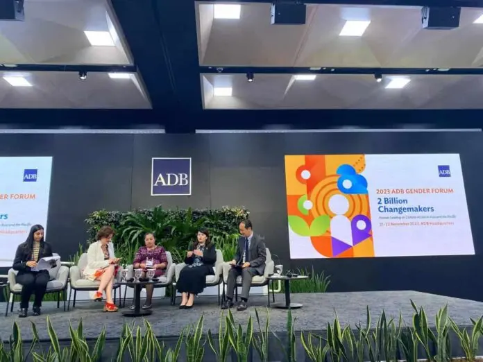 Filda Citra Yusgiantoro Soroti Peran Perempuan dalam Transisi Energi Filda Citra Yusgiantoro Soroti Peran Perempuan dalam Transisi Energi