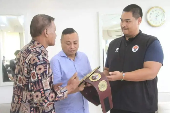 FTPI Gelar  Tinju Profesional Sabuk Emas Presiden RI III 2023.