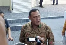 Ketua KPK Firli Bahuri Tersangka, Diminta Mundur dan Terancam Hukuman Seumur Hidup Ketua KPK Firli Bahuri Tersangka, Diminta Mundur dan Terancam Hukuman Seumur Hidup