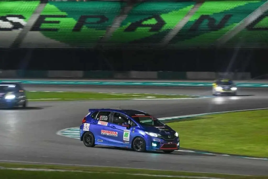 Alvin dan Avila Bahar Cemerlang, Raih Posisi Dua di Sepang 1000 Kilometer Malaysia