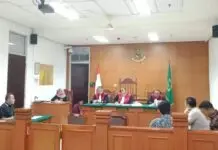 Usai Sidang Sengketa Tanah, Perwakilan Putri Zulkifli Hasan Bungkam Usai Sidang Sengketa Tanah, Perwakilan Putri Zulkifli Hasan Bungkam