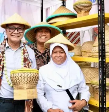 Seskemenkop UKM: Rumah Kemasan dan Rumah Produksi Bersama Tingkatkan Kapasitas dan Kualitas UMKM Seskemenkop UKM: Rumah Kemasan dan Rumah Produksi Bersama Tingkatkan Kapasitas dan Kualitas UMKM