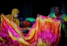 Kemenkop UKM Cetak Wirausaha Kriya dan Wastra Lewat Panggung Cerita Nusantara Kemenkop UKM Cetak Wirausaha Kriya dan Wastra Lewat Panggung Cerita Nusantara