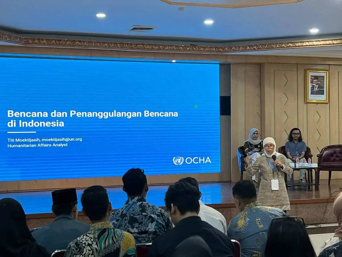 Kemenpora Gelar Talkshow Kepemudaan “Gerak Bersama,Tangguh Bencana” Kemenpora Gelar Talkshow Kepemudaan “Gerak Bersama,Tangguh Bencana”