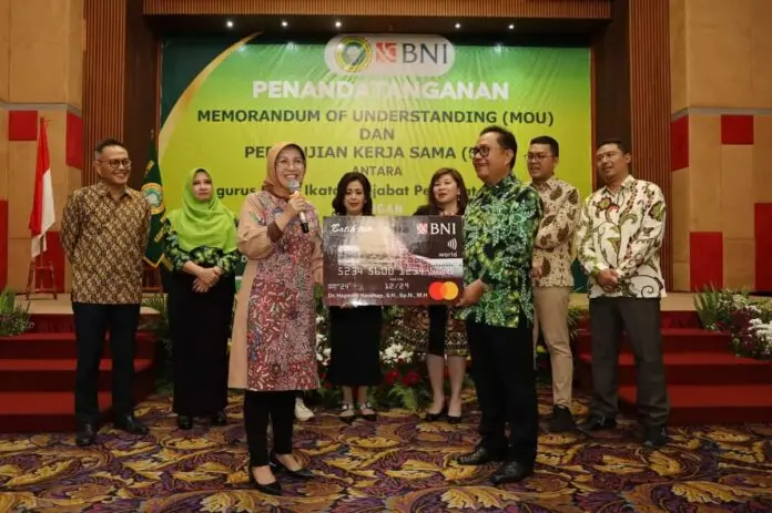 BNI dan IPPAT Kerja Sama Pembuatan KTA Berbasis Rekening BNI dan IPPAT Kerja Sama Pembuatan KTA Berbasis Rekening