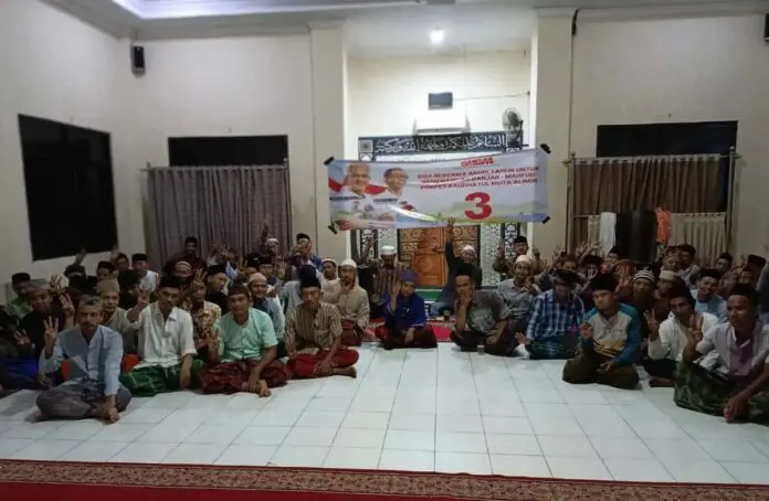 Santri dan Kyai Bersama GMGM Banten Dukung Ganjar-Mahfud MD Santri dan Kyai Bersama GMGM Banten Dukung Ganjar-Mahfud MD
