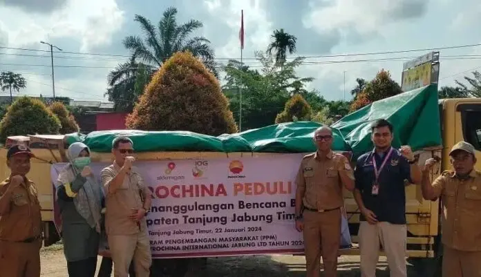 SKK Migas–PetroChina Jabung Serahkan Bantuan Penanganan Banjir di Kabupaten Tanjung Jabung Timur SKK Migas–PetroChina Jabung Serahkan Bantuan Penanganan Banjir di Kabupaten Tanjung Jabung Timur
