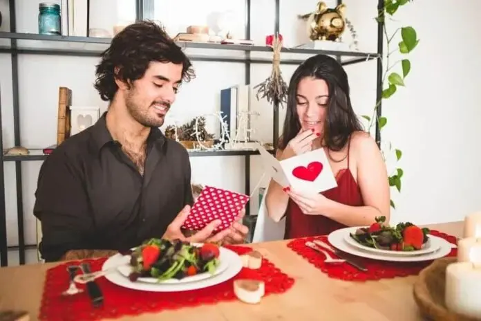 Rayakan dan Ungkapkan Cinta dengan Berbagai Kegiatan Seru di Hari Valentine Rayakan dan Ungkapkan Cinta dengan Berbagai Kegiatan Seru di Hari Valentine