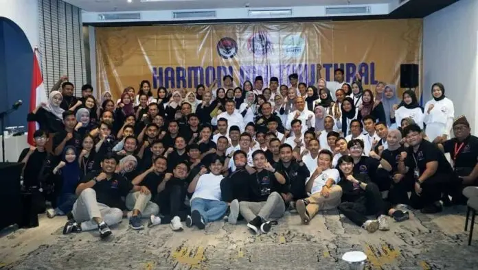 Duta Damai dan Duta Santri Mata Telinga dan Ujung Tombak Lawan Ideologi Radikal Terorisme Duta Damai dan Duta Santri Mata Telinga dan Ujung Tombak Lawan Ideologi Radikal Terorisme