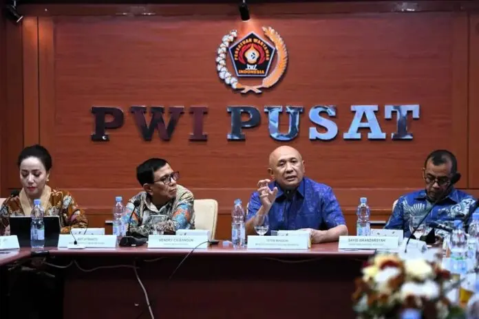 Menkop UKM Ajak Pelaku UMKM Perempuan Garap Sektor Produksi Pangan Menkop UKM Ajak Pelaku UMKM Perempuan Garap Sektor Produksi Pangan