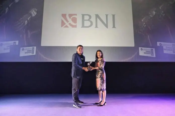 BNI Raih Penghargaan Marketeers OMNI Brand of The Year 2024 BNI Raih Penghargaan Marketeers OMNI Brand of The Year 2024