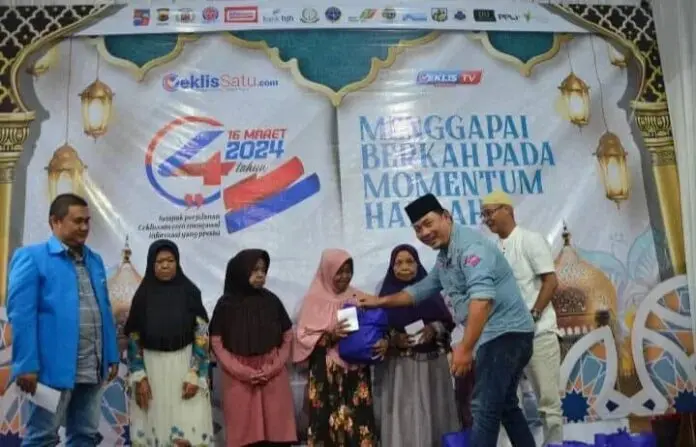 Berbagi di Bulan Suci Ramadan, Tandai HUT ke-4 Ceklissatu.com Berbagi di Bulan Suci Ramadan, Tandai HUT ke-4 Ceklissatu.com
