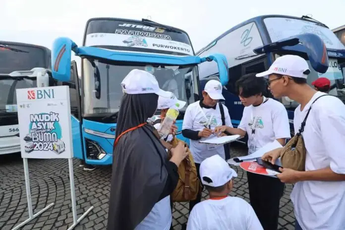Mudik Asyik Bersama BUMN, BNI Antarkan 4.200 Pemudik Pulang Kampung Mudik Asyik Bersama BUMN, BNI Antarkan 4.200 Pemudik Pulang Kampung